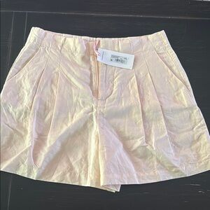 Vineyard Vines Skirty Shorts High-Waisted Pleated soft pink size 4